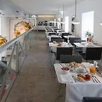Отель Convento Do Salvador Лиссабон