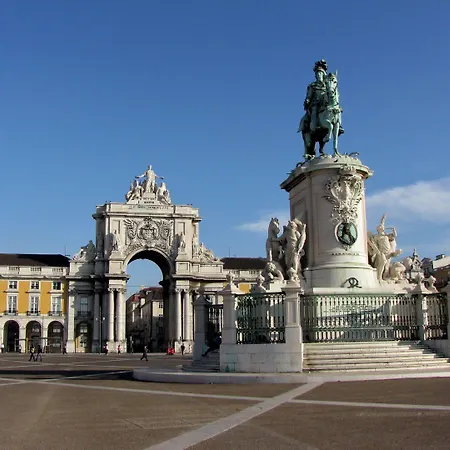 Отель Convento Do Salvador 3*