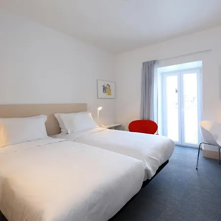 Convento Do Salvador מלון 3*