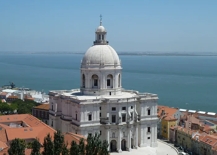 Ξενοδοχείο Convento Do Salvador 3*